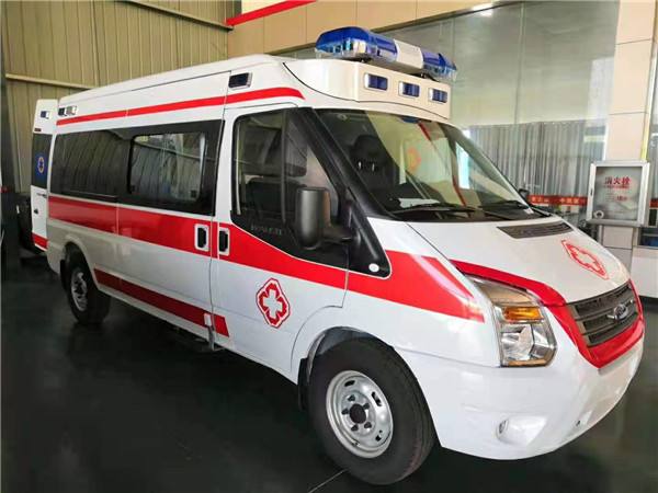 南澳县福特V362救护车